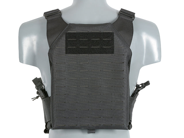 8Fields - Laser-Cut “Buckle Up" Recon Plate Carrier with AR15/AK Magazine Pouch