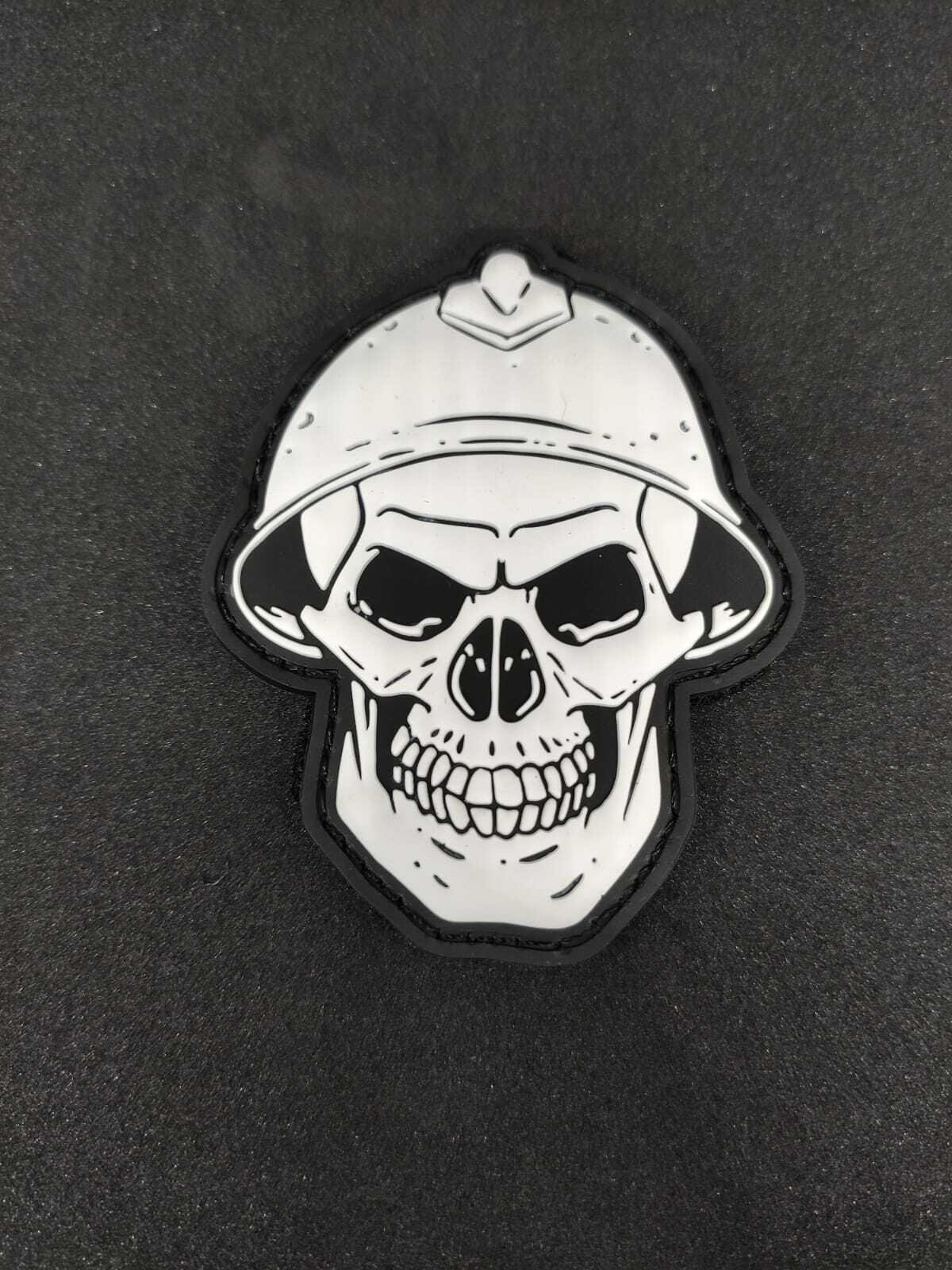 PATCH Skull Logo B/W Pvc