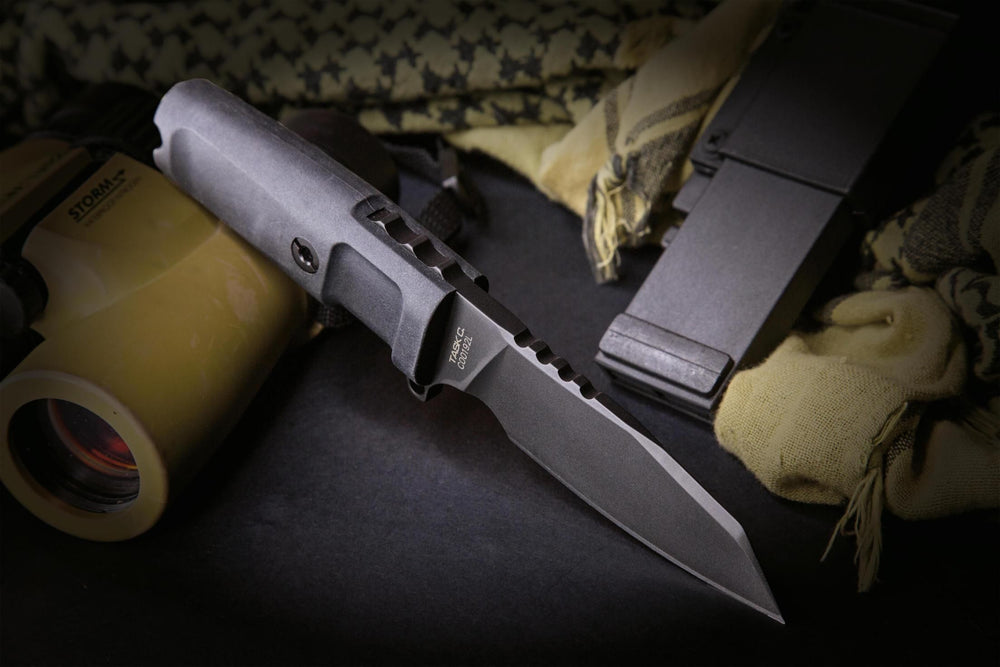 Extrema Ratio - Task C - Black