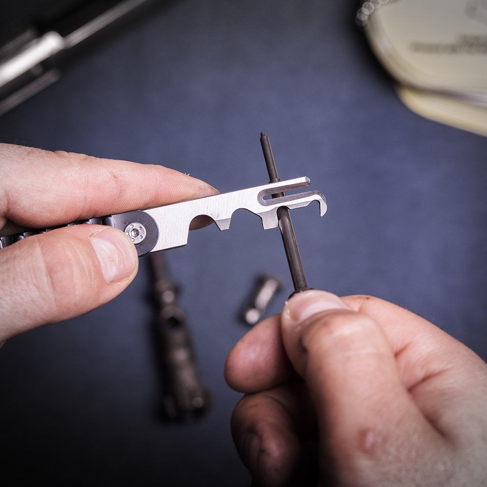 Real Avid - AR-15 Scraper™
